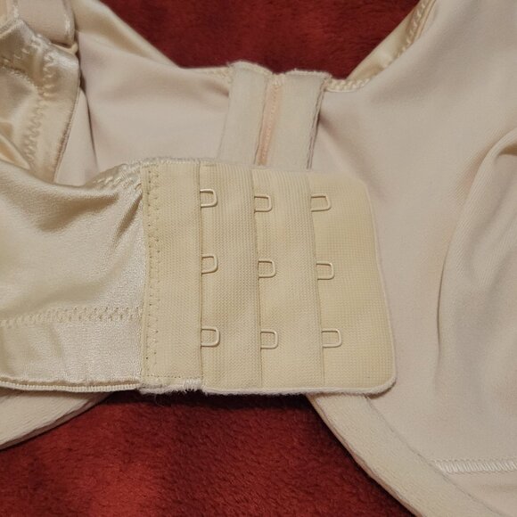 NWT- Soma Sensuous Sides Minimizer 1” Bra - 42D- Light Nude - Picture 5 of 6